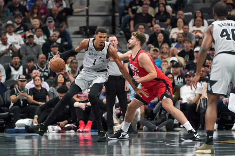 c7娱乐-文班昨天面对申京主防6中0没得分 申京面对文班主防3中3得7分